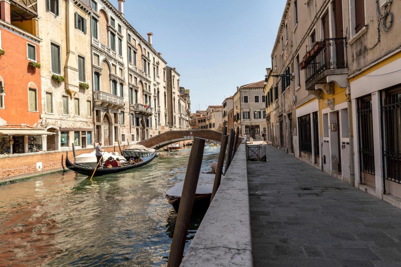 Ca' Dei Carmini Apartment Venice Exterior photo