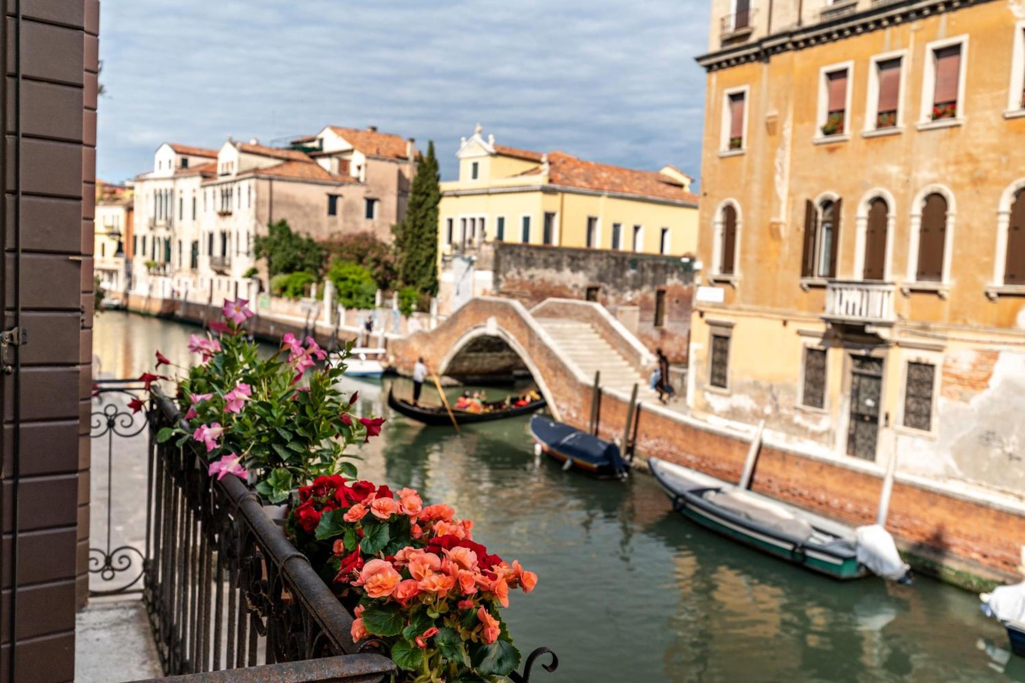 Ca' Dei Carmini Apartment Venice Room photo